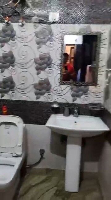 Team Area in 3 BHK Builder Floor at Sector 4 – for Sale