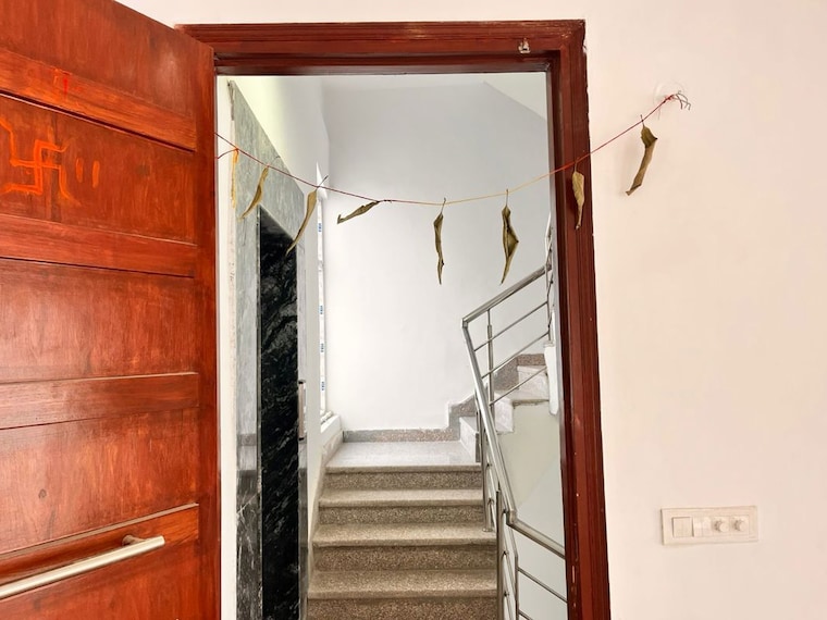 undefined, ss-linden 5 Bedroom 2700 Sq.Ft. Builder Floor In Sector 84 Gurgaon 9964648