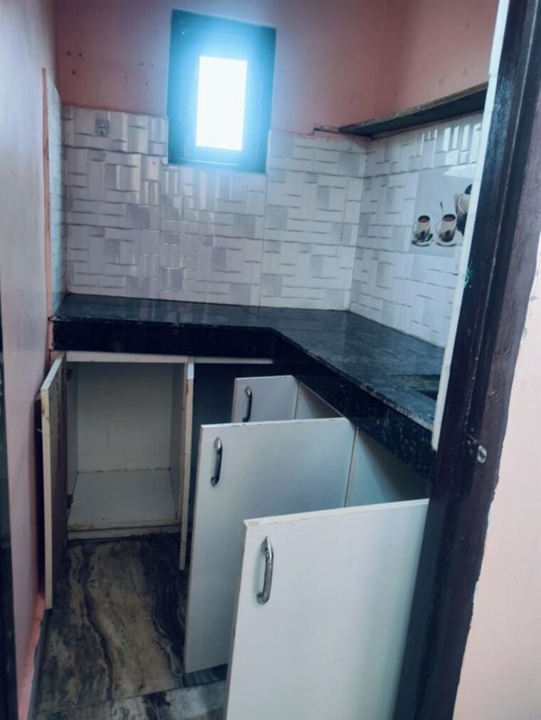 Kitchen, vaishali sector 5 1 RK 350 Sq.Ft. Builder Floor In Vaishali Sector 5 Ghaziabad 9964660