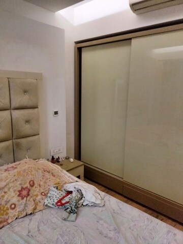 Bedroom in 2 BHK Apartment at Lodha Fiorenza, Goregaon East – for Rent