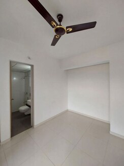 2 BHK + Pooja Room Apartment For Rent in Yashraaj Park