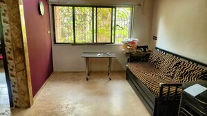 Bedroom in 2 BHK Apartment at Santacruz East – for Rent