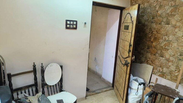 Team Area, santacruz east 2 Bedroom 833 Sq.Ft. Apartment In Santacruz East Mumbai 9964738