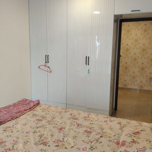 Bedroom in 2 BHK Apartment at Santacruz East – for Rent