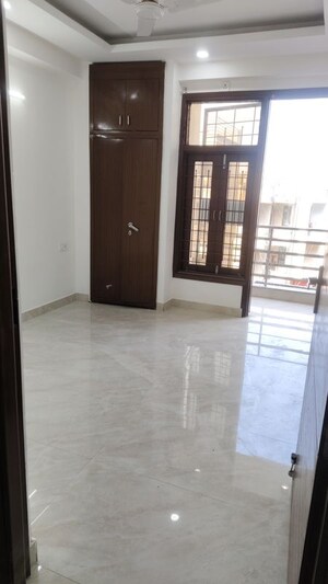 Room in 2 BHK Builder Floor at Saket – for Sale