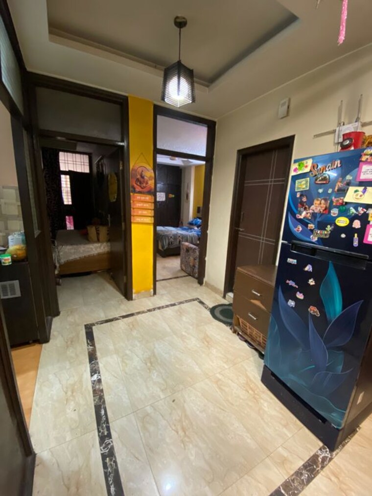  Parking, govindpuri 2 Bedroom 988 Sq.Ft. Builder Floor In Govindpuri Delhi 9965026