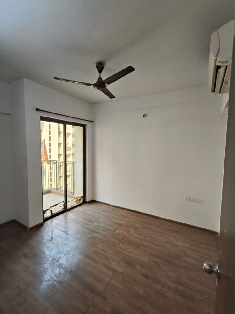 Room, lodha-lakeshore-greens 1 Bedroom 638 Sq.Ft. Apartment In Dombivli East Thane 9965124