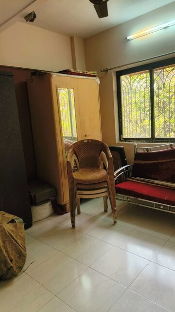 1 BHK Apartment For Rent in Vakola