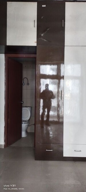 Furnished Amenities in 3 BHK Apartment at Mahagun Mywoods, Sector 16c Greater Noida – for Sale