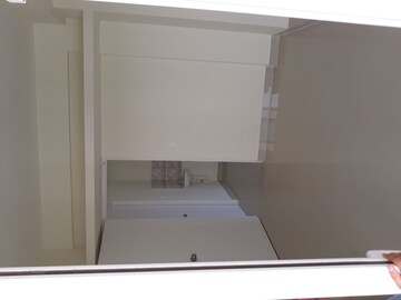 Room in 1 BHK Apartment at Urban Tree Superb, Urapakkam – for Rent