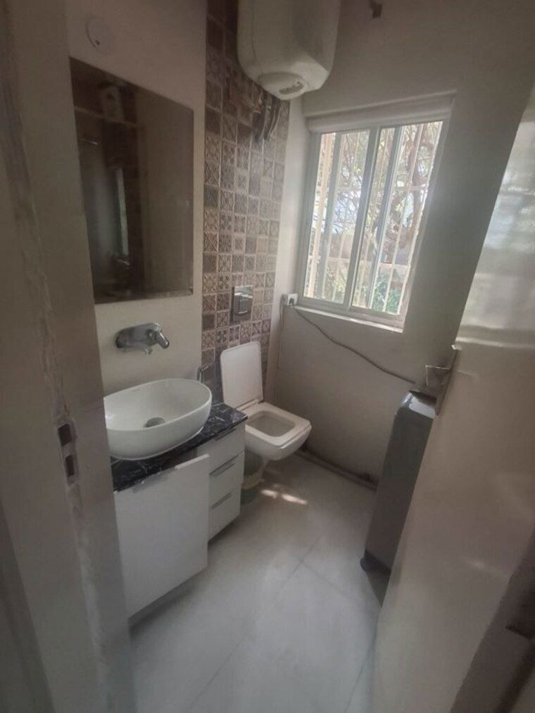 Master Bedroom, hauz khas enclave 2 Bedroom 1100 Sq.Ft. Builder Floor In Hauz Khas Enclave Delhi 9965265