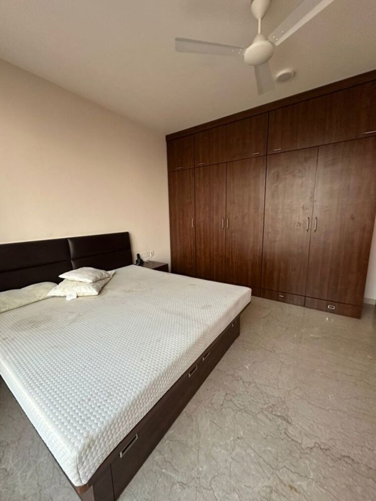 Bedroom, oberoi-realty-esquire 3 Bedroom 1820 Sq.Ft. Apartment In Goregaon East Mumbai 9965168