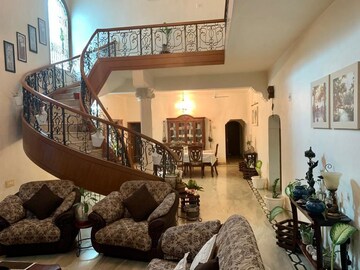 5 BHK Apartment For Sale in Saligramam