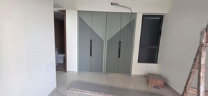 2 BHK Apartment For Rent in Kalpataru Immensa, Kolshet Road