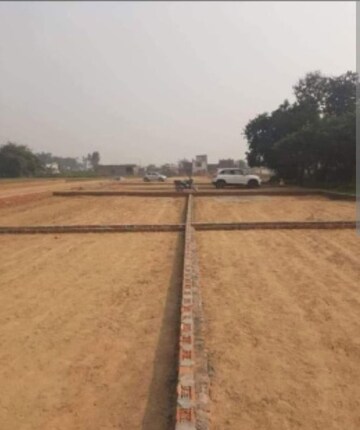  Plot For Sale in Sector 75