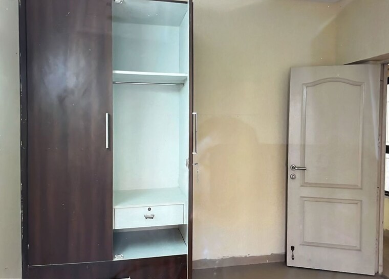 Bathroom, migsun-vilaasa 4 Bedroom 1925 Sq.Ft. Apartment In Eta Ii Greater Noida Greater Noida 9965512