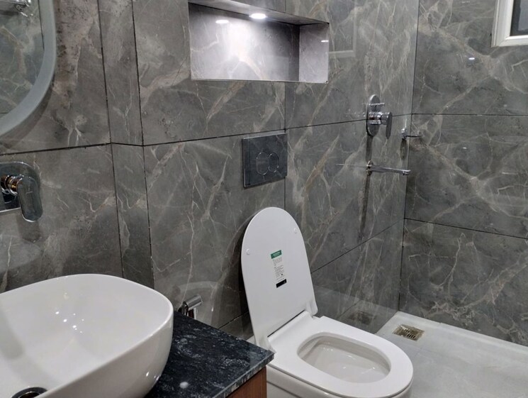 Bathroom, sector 4 4 Bedroom 2250 Sq.Ft. Builder Floor In Sector 4 Gurgaon 9965414
