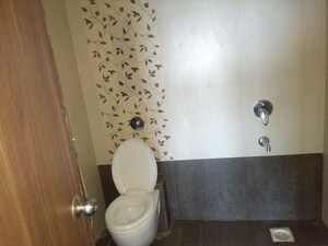 Bathroom in 2.5 BHK Apartment at HDIL Metropolis Residences, Andheri West – for Rent