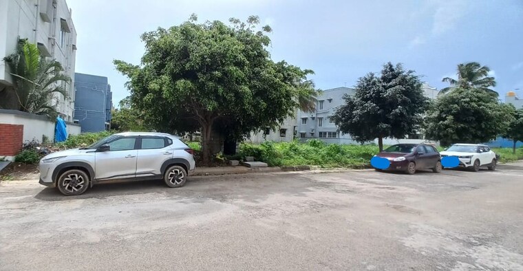 undefined, millennia-lakeview  2400 Sq.Ft. Plot In Sarjapur Bangalore 9965632