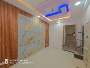 Living Room in 1 BHK Builder Floor at Sector 73 – for Sale