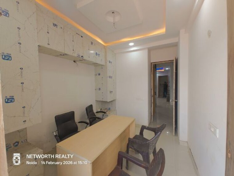 Master Bedroom, sector 73 1 Bedroom 580 Sq.Ft. Builder Floor In Sector 73 Noida 9965779