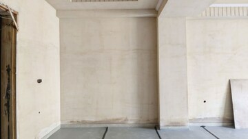 Room in 3 BHK Builder Floor at Sector 4 – for Sale