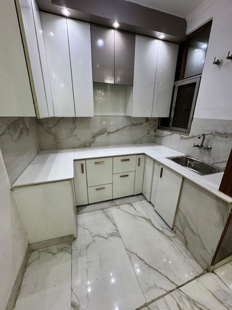 Kitchen, niti khand iii 2 Bedroom 950 Sq.Ft. Builder Floor In Niti Khand Iii Ghaziabad 9962935