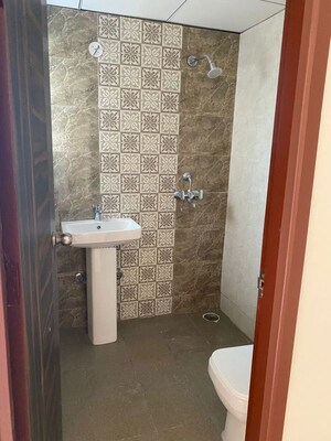 Bathroom in 2 BHK Apartment at Migsun Twinz, Eta Ii Greater Noida – for Rent