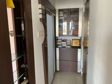 Furnished Amenities in 2 BHK Apartment at Samartha Deep, Andheri West – for Rent