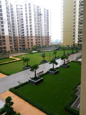 4 BHK Apartment For Rent in Trident Embassy, Sector 1 Greater Noida