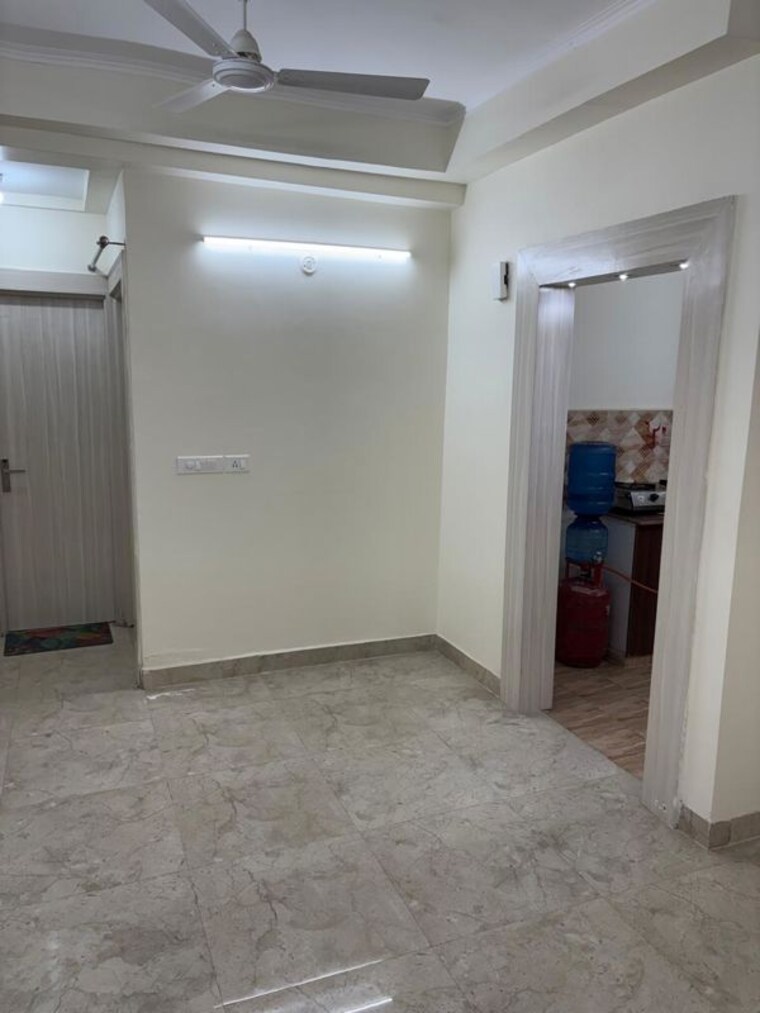 Room, amrapali-golf-homes 3 Bedroom 1115 Sq.Ft. Apartment In Sector 4 Greater Noida Greater Noida 9965803