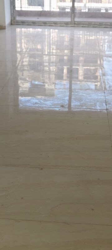 Room in 3 BHK Apartment at Rishita Manhattan, Gomti Nagar – for Sale