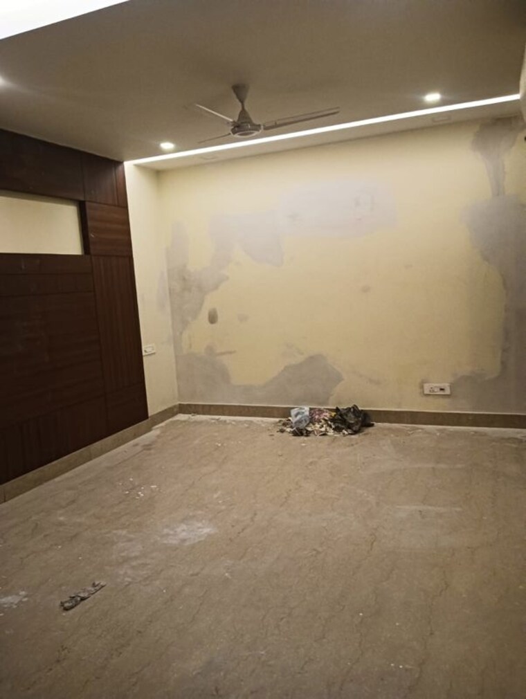 Room, panchsheel enclave 3 Bedroom 1850 Sq.Ft. Builder Floor In Panchsheel Enclave Delhi 9966058