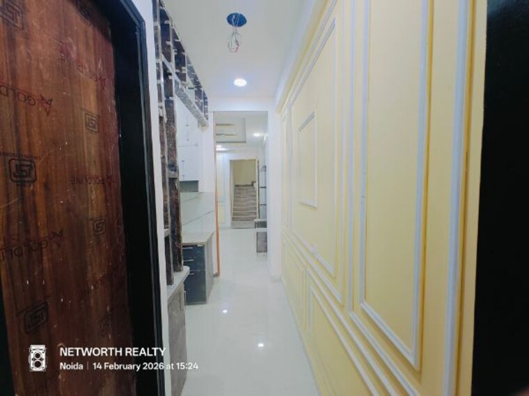 undefined, sector 73 1 Bedroom 600 Sq.Ft. Builder Floor In Sector 73 Noida 9966070