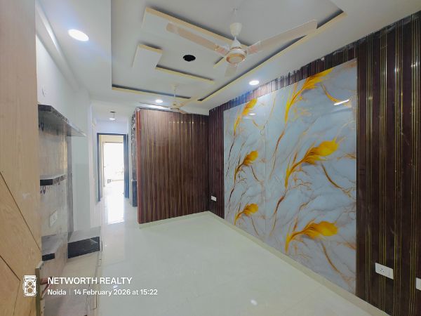 1 BHK + Extra Room Builder Floor For Sale in Sector 73