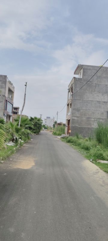Plot For Sale in Ansal Sushant Golf city