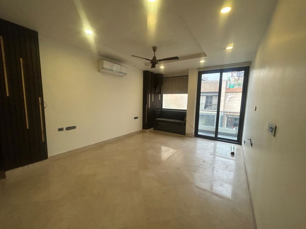 3 BHK + Servant Room Builder Floor For Rent in Greater Kailash I
