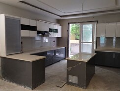 4 BHK + Pooja Room,Servant Room,Store Room Builder Floor For Sale in Sector 4