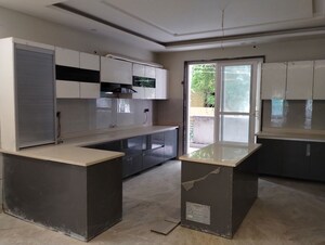 4 BHK Builder Floor For Sale in Sector 4