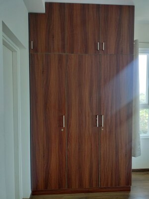 Furnished Amenities in 3 BHK Apartment at Godrej Aqua, International Airport Road – for Rent