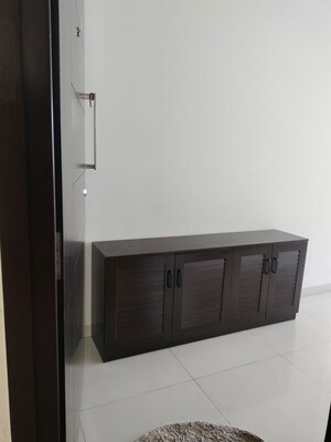 Furnished Amenities in 3 BHK Apartment at Godrej Aqua, International Airport Road – for Rent