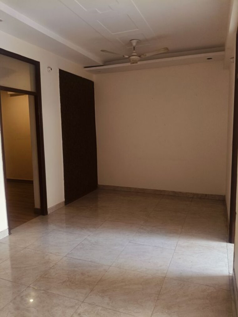 Room, guru-nanak-enclave 3 Bedroom 1000 Sq.Ft. Builder Floor In Dhakoli Zirakpur 9966386