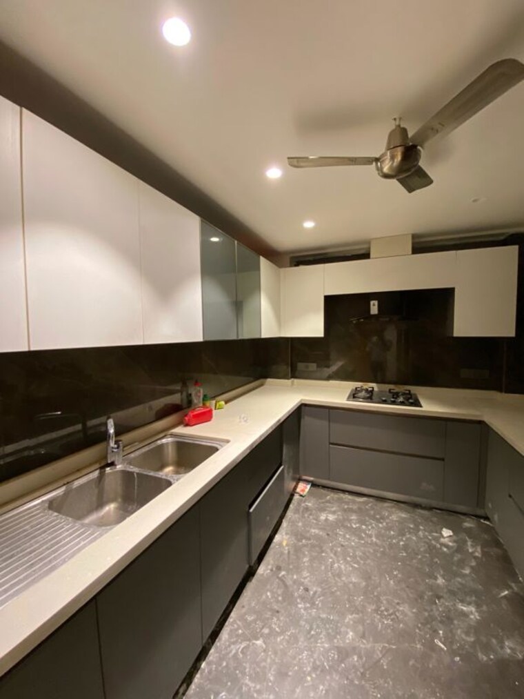 Kitchen, greater kailash i 3 Bedroom 208 Sq.Yd. Builder Floor In Greater Kailash I Delhi 9966390