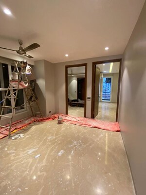 Room in 3 BHK Builder Floor at Greater Kailash I – for Rent