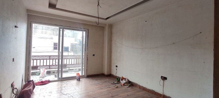 Room, sector 4 4 Bedroom 292 Sq.Yd. Builder Floor In Sector 4 Gurgaon 9966388