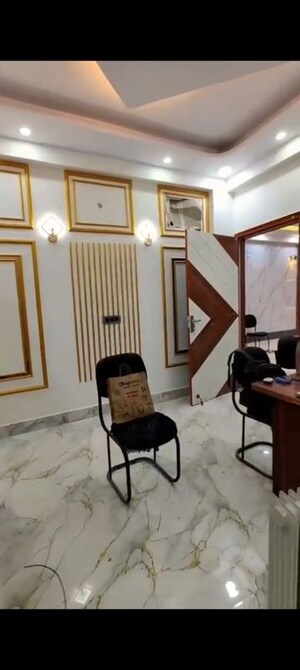 Master Bedroom in 3 BHK Builder Floor at Keshav Kunj Sadarpur, Sadarpur – for Sale