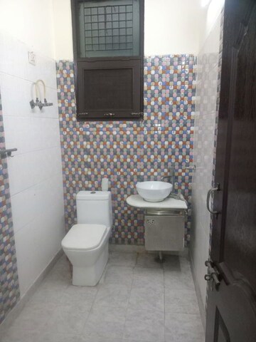 Bathroom in 2 BHK Builder Floor at Nirman Vihar – for Rent