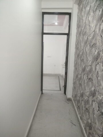 Building Lobby in 1 BHK Builder Floor at Laxmi Nagar – for Rent