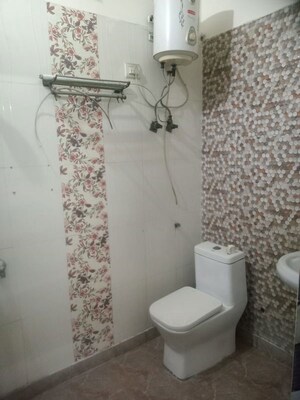 1 BHK Builder Floor For Rent in Laxmi Nagar