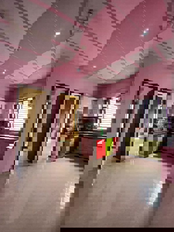 3 BHK + Extra Room 1900 Sq.Ft. Builder Floor in SRS Tower